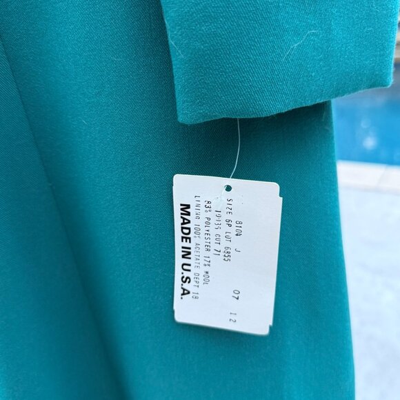 Beautiful Teal Ashley Brook Skirt Suit Set. size 6P - Picture 3 of 4
